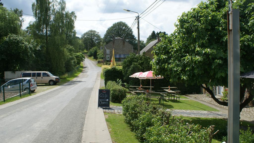 B&B Le Secret Du Bois Bourseigne-Vieille 外观 照片